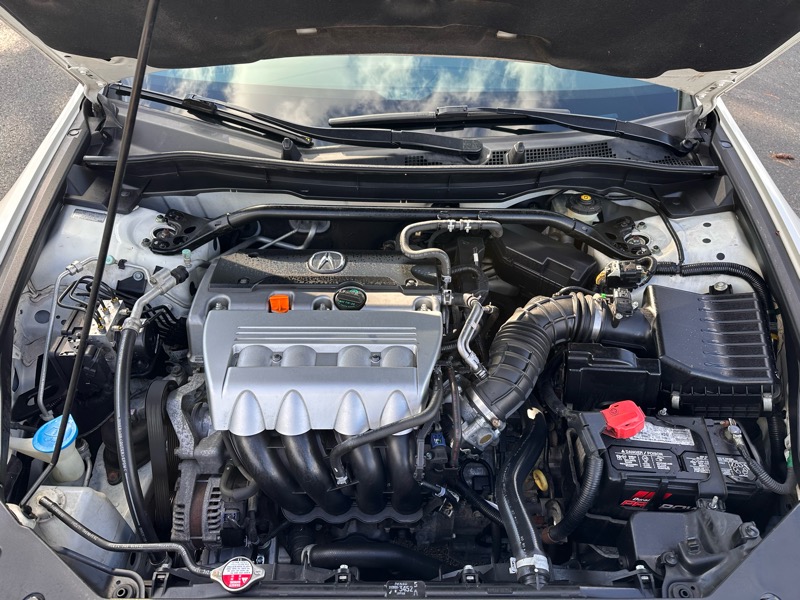 Acura TSX 5-Speed AT with Tech Package 2009