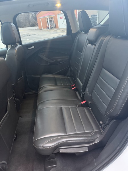 Ford Escape 4WD 4dr Titanium 2015