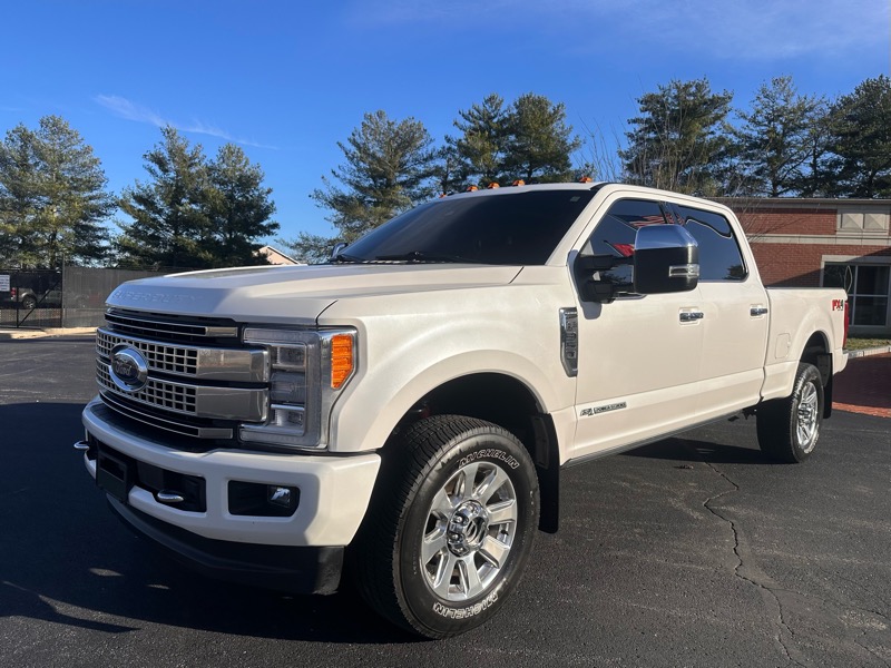 2017 Ford F-350 SD Platinum Crew Cab 4WD