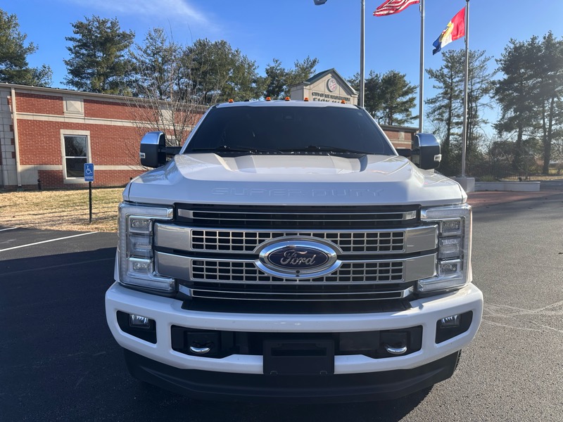 Ford F-350 SD Platinum Crew Cab 4WD 2017