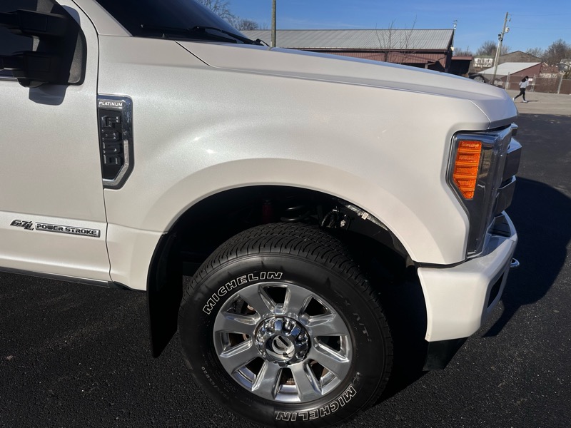 Ford F-350 SD Platinum Crew Cab 4WD 2017