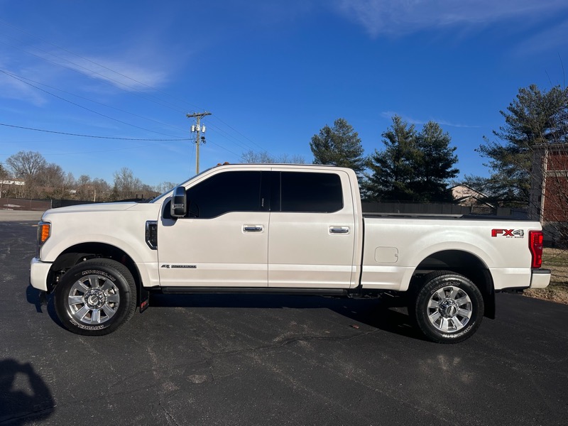 Ford F-350 SD Platinum Crew Cab 4WD 2017