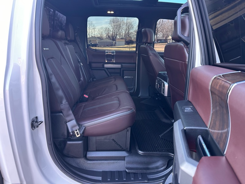 Ford F-350 SD Platinum Crew Cab 4WD 2017