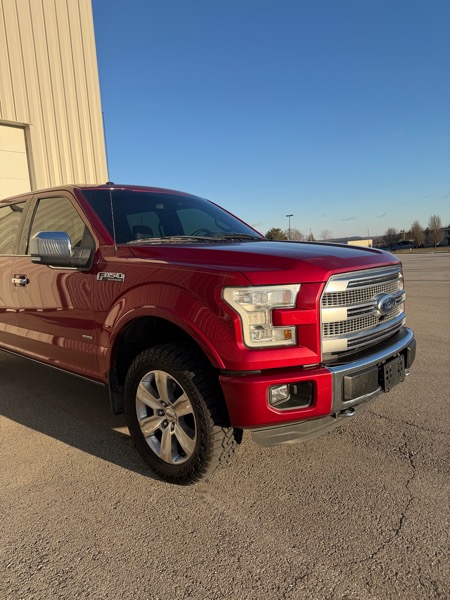 Ford F-150 4WD SuperCrew 145" Platinum 2015