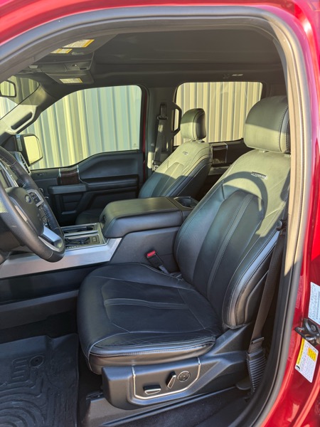 Ford F-150 4WD SuperCrew 145" Platinum 2015