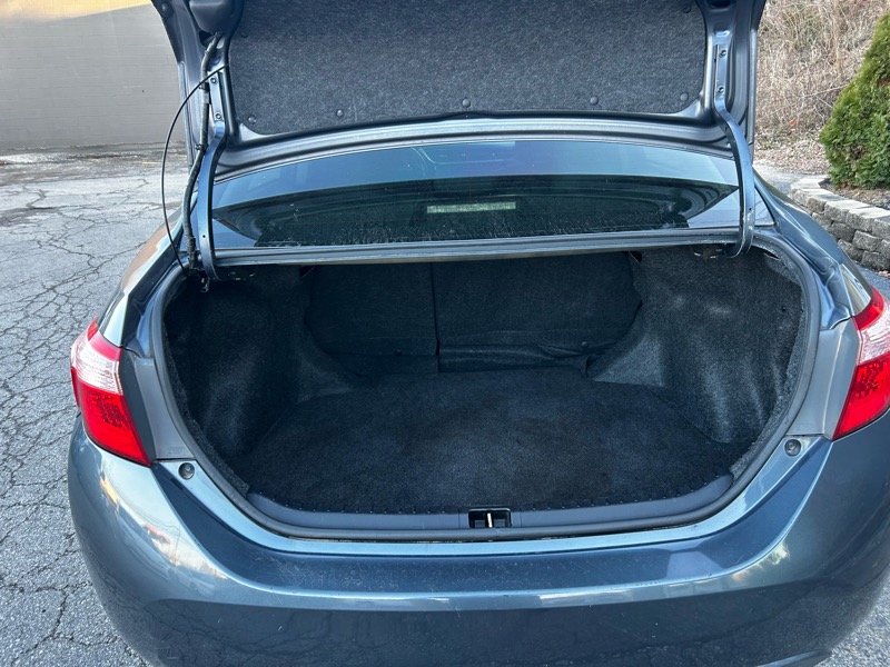 Toyota Corolla LE 2017