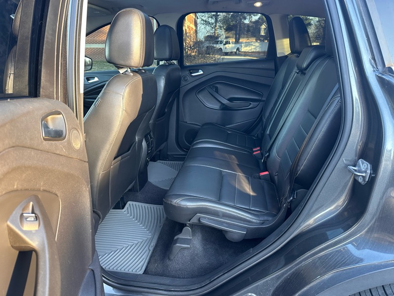 Ford Escape Titanium 4WD 2016