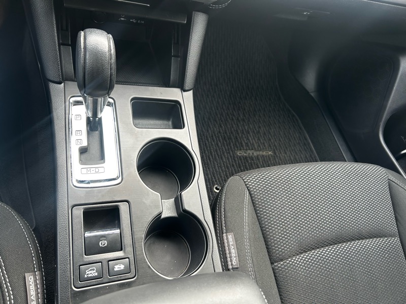 Subaru Outback 2.5i Premium 2019