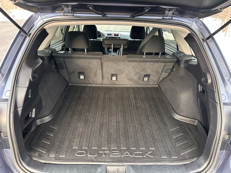 Subaru Outback 2.5i Premium 2015