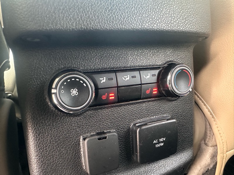 Ford Explorer Limited FWD 2014