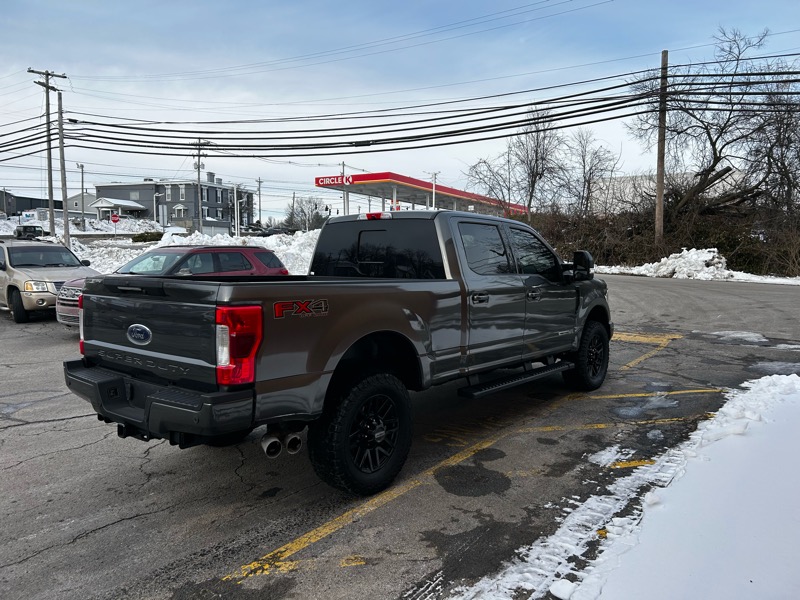 Ford F-250 SD Lariat Crew Cab 4WD 2019