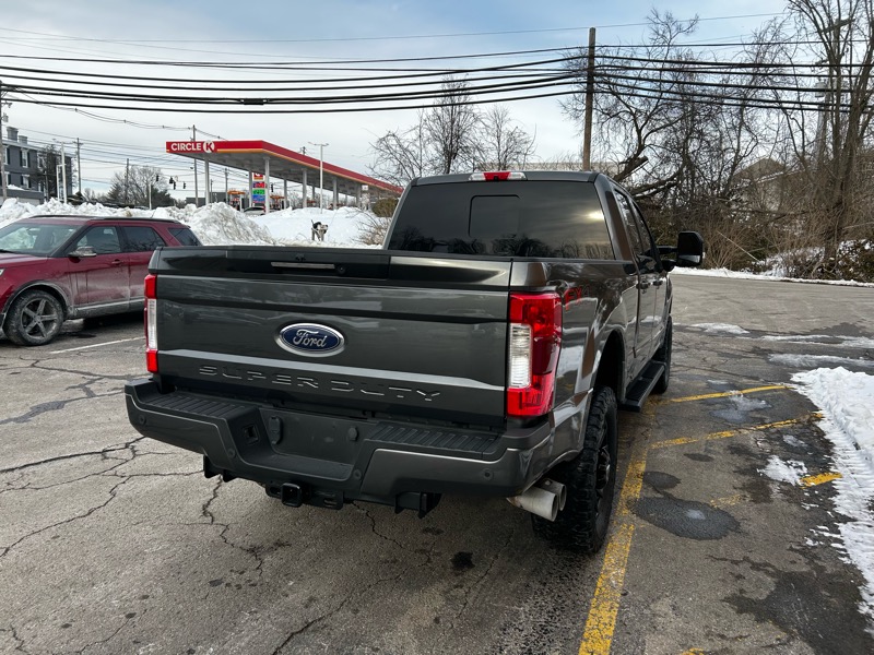 Ford F-250 SD Lariat Crew Cab 4WD 2019