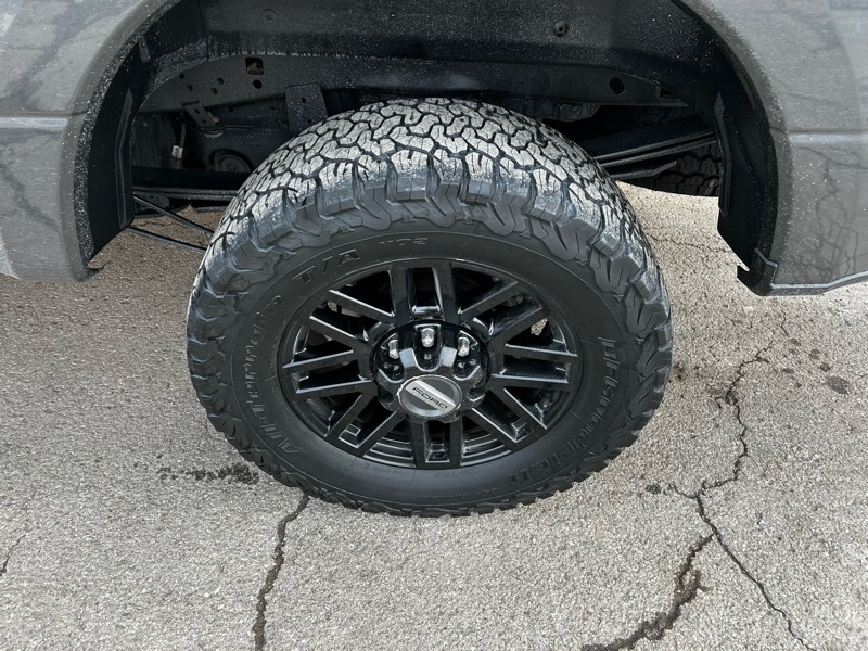 Ford F-250 SD Lariat Crew Cab 4WD 2019