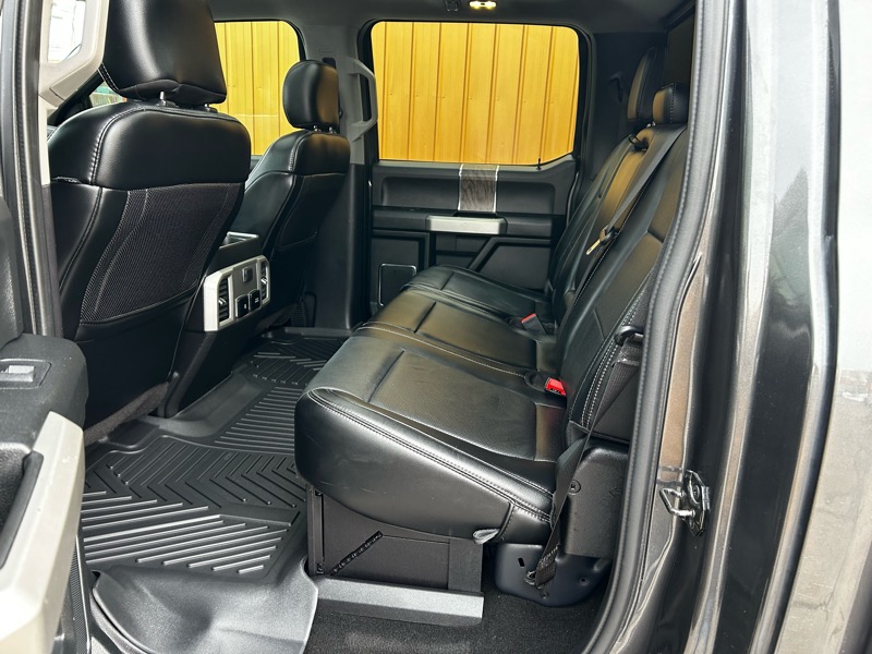 Ford F-250 SD Lariat Crew Cab 4WD 2019