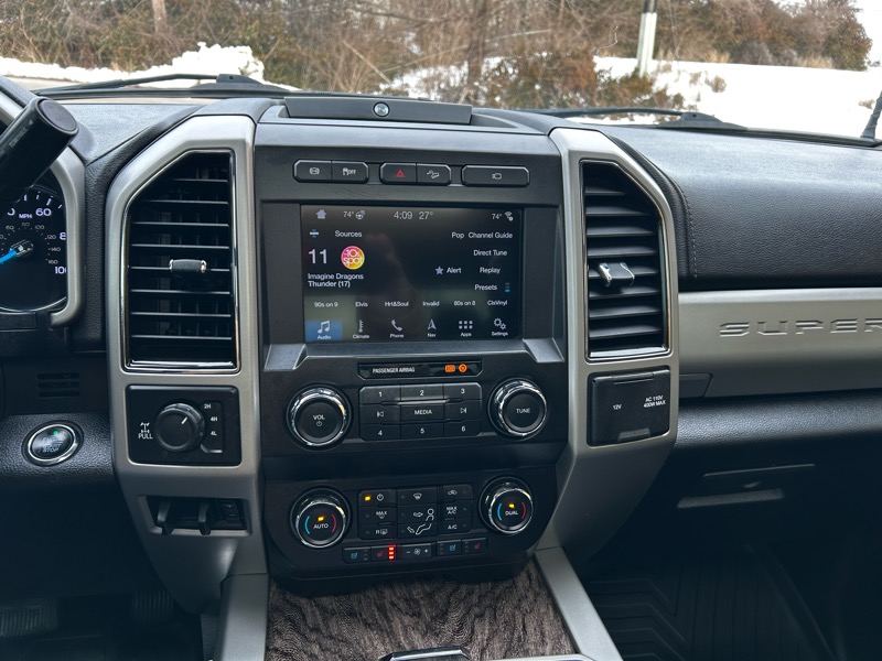 Ford F-250 SD Lariat Crew Cab 4WD 2019