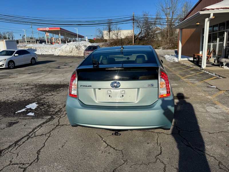 Toyota Prius Four 2014