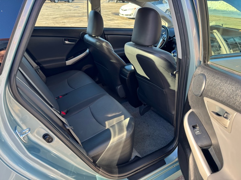 Toyota Prius Four 2014