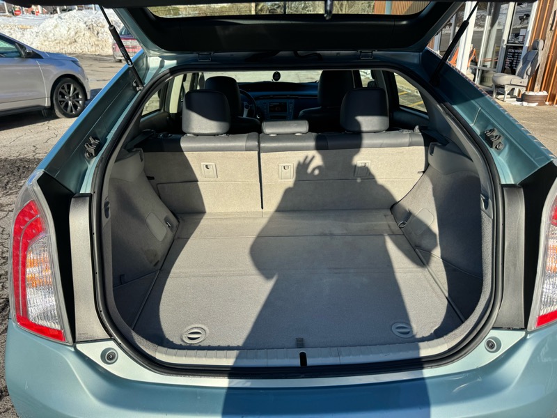 Toyota Prius Four 2014