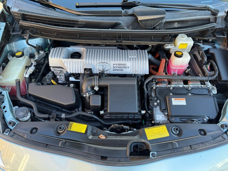 Toyota Prius Four 2014