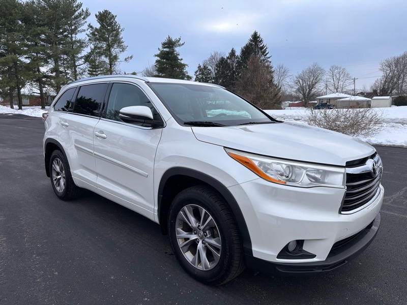 Toyota Highlander XLE AWD V6 2014