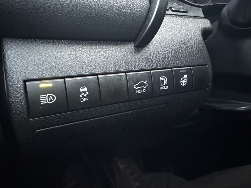 Toyota Camry Hybrid XSE 2021