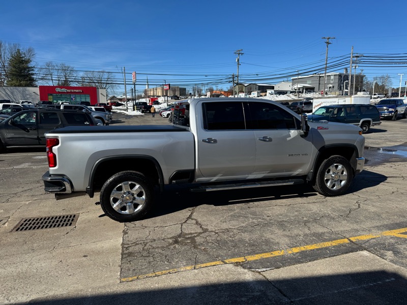 Chevrolet Silverado 2500HD LTZ Crew Cab Short Box 4WD 2021
