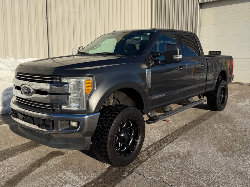 2017 Ford F-250 SD Lariat Crew Cab 4WD