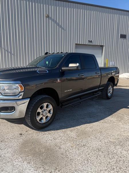 RAM 2500 Big Horn 4x4 Crew Cab 6'4" Box 2019
