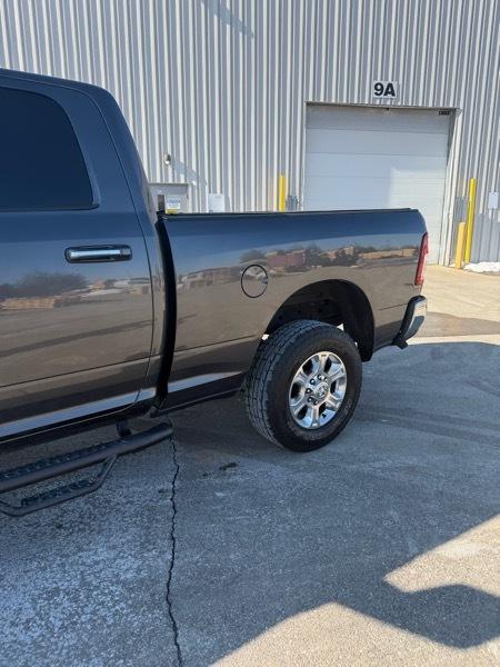 RAM 2500 Big Horn 4x4 Crew Cab 6'4" Box 2019