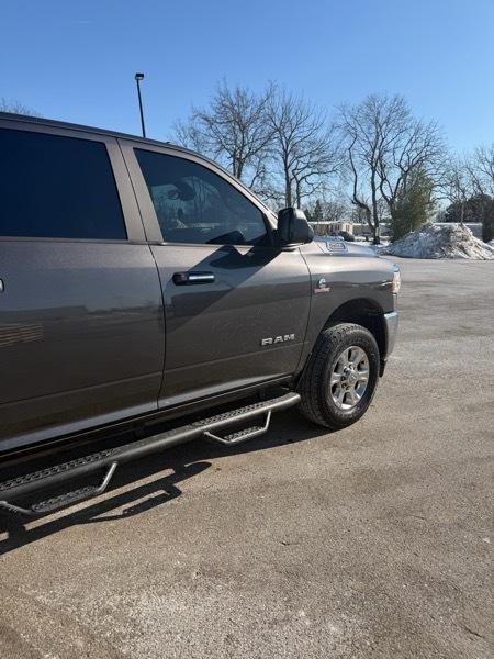 RAM 2500 Big Horn 4x4 Crew Cab 6'4" Box 2019