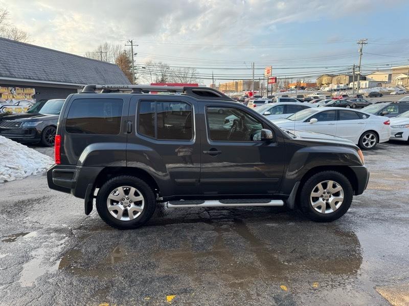 Nissan Xterra SE 2WD 2010