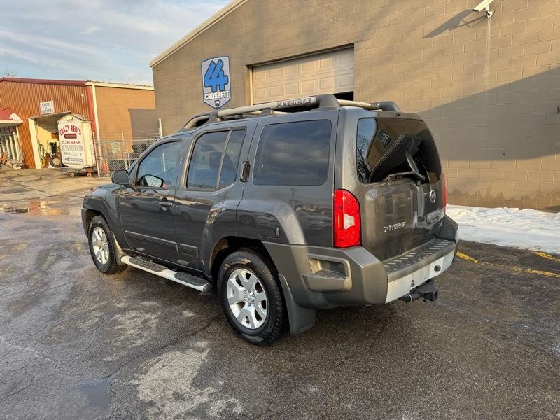 Nissan Xterra SE 2WD 2010
