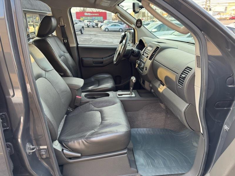 Nissan Xterra SE 2WD 2010