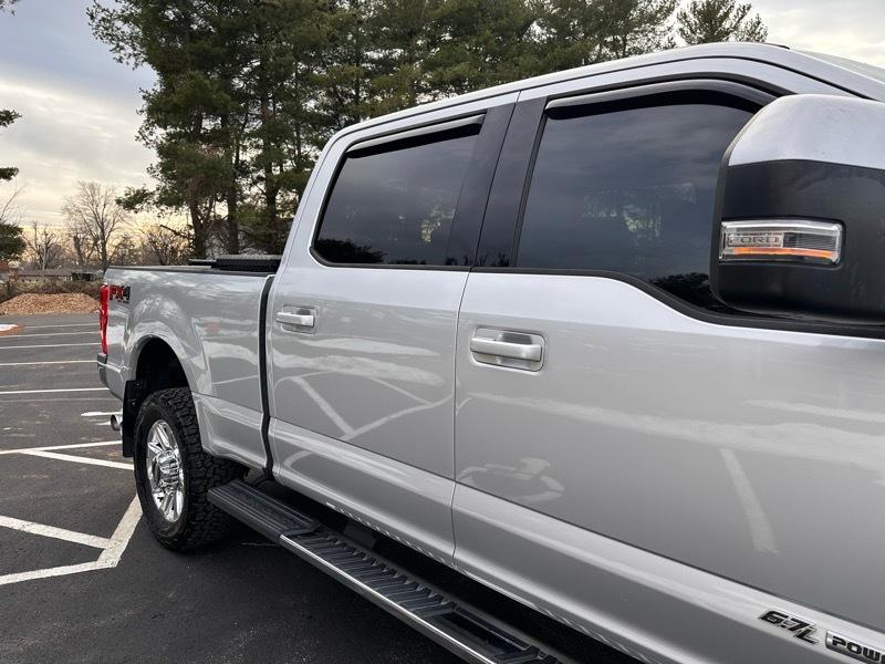 Ford F-350 SD Lariat Crew Cab 4WD 2017