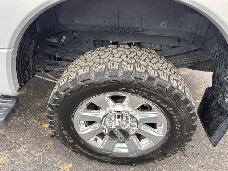 Ford F-350 SD Lariat Crew Cab 4WD 2017