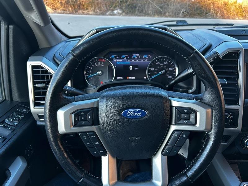 Ford F-250 SD Lariat Crew Cab 4WD 2021