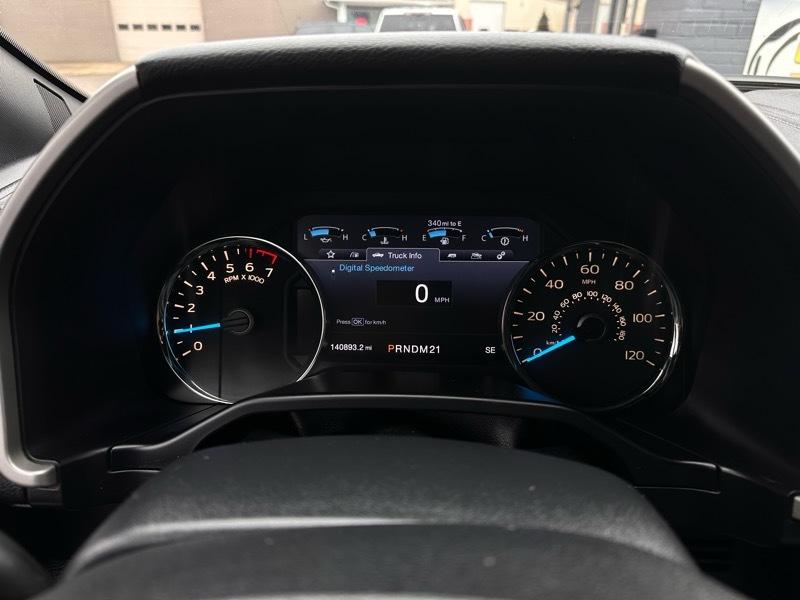 Ford F-150 Lariat SuperCrew 5.5-ft. Bed 4WD 2016