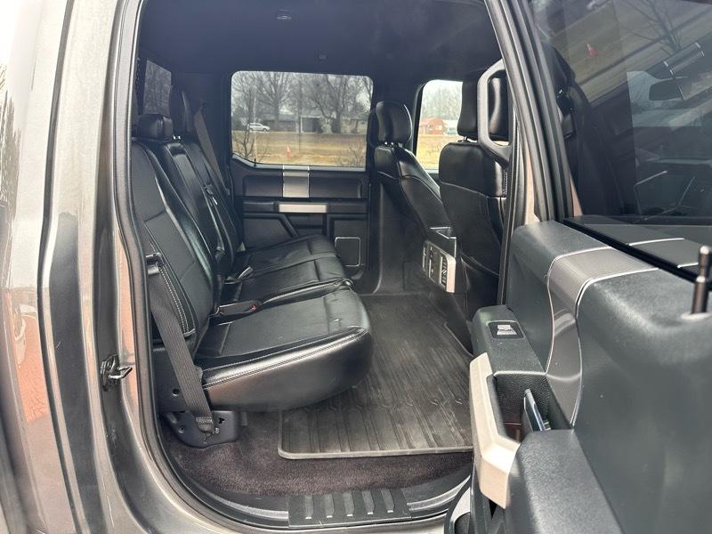 Ford F-150 Lariat SuperCrew 5.5-ft. Bed 4WD 2016