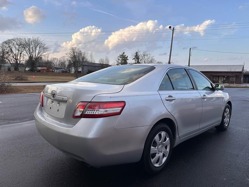 Toyota Camry LE 2010