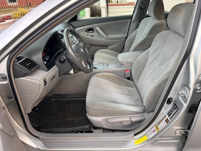 Toyota Camry LE 2010