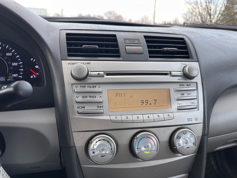 Toyota Camry LE 2010