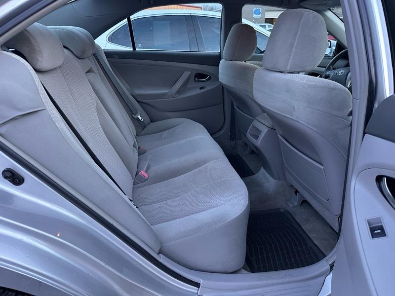 Toyota Camry LE 2010