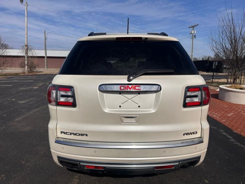 GMC Acadia Denali AWD 2015