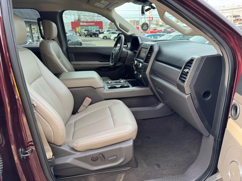 Ford Expedition XLT 4WD 2020