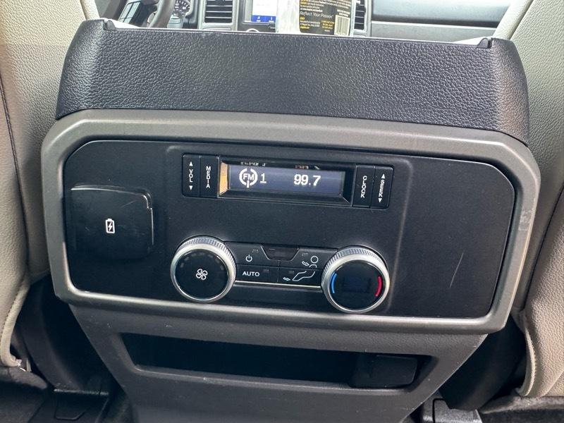 Ford Expedition XLT 4WD 2020