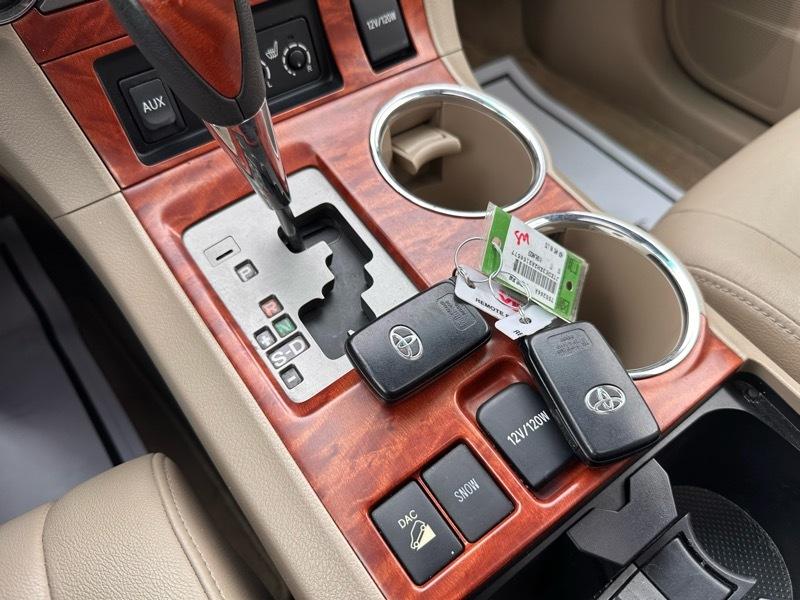 Toyota Highlander Limited 4WD 2010