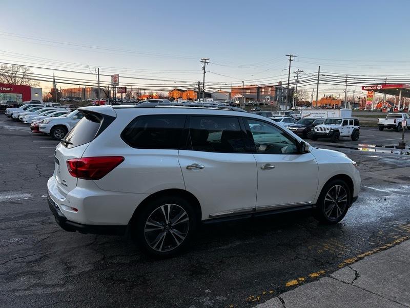 Nissan Pathfinder Platinum 4WD 2018