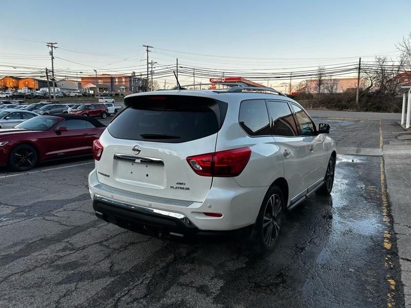 Nissan Pathfinder Platinum 4WD 2018