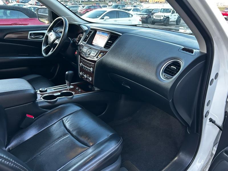 Nissan Pathfinder Platinum 4WD 2018