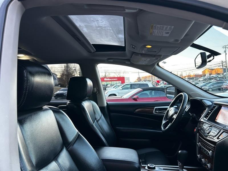 Nissan Pathfinder Platinum 4WD 2018